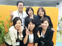 他の部署に比べ、比較的若い年代が中心に活躍しているので、若手の新人に近い感覚でのサポートが可能です♪