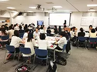 月1～2回の研修制度で、社員全員が不安なくキャリアアップし、活躍してくれるのを楽しみにしています。