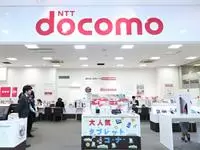 白で統一された店舗は常に清潔を保って営業しています
