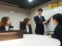 次々と新たなプロジェクトを推進している当社。定期的な会議の場では、どんどん意見を発信して下さい！