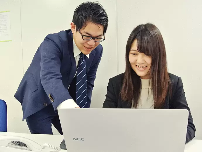 分からないことがあれば先輩がしっかりフォロー！