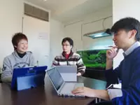 打合せのワンシーン。今後のサービス展開は社員も含め話合います★