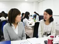 チームで分担しながら進めるお仕事が多く、相談や質問もしやすいので安心です。