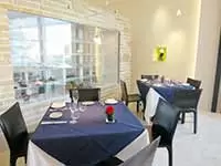 おもてなしの心で喜んでいただく誇りとやりがいのある仕事です。