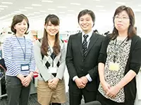 日本最大級≪東証一部上場企業の100％出資会社≫だから安心して長く働ける☆幅広い年齢層の女性が活躍中！