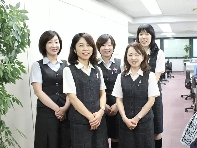 同年代の仲間がたくさん！女子会を開いてごはんにいくことも♪