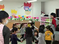 東京ヤクルト販売（株）様と提携した保育所を利用できるため、子育てと仕事の両立が可能です！
