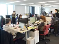 国籍も様々なメンバーが働いています！サービスも社内もグローバルに展開しています。