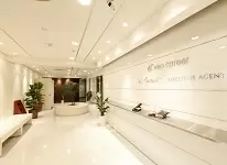 オフィスは新宿駅近！帰り道にお買い物もできちゃいます♪