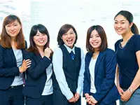 取引業者様や会社の仲間に対する「おもてなしの心」を持った社員達。仲の良さは当社の大きな自慢です。