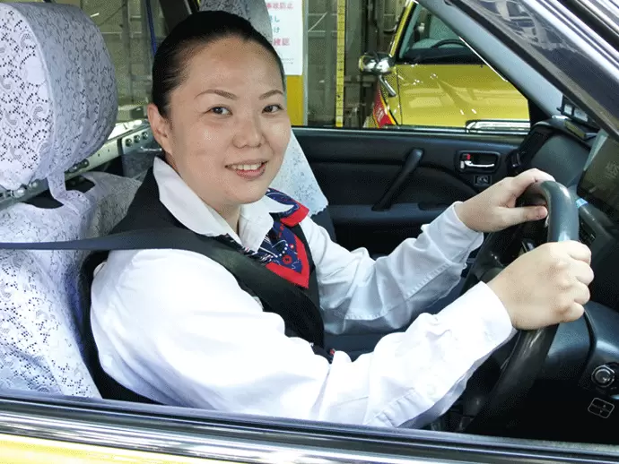 全社にカーナビを搭載しているので、初めての道でも安心して運転できます◎