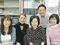 幅広い年齢層のメンバーが活躍しています！和気あいあいとしていて何でも話せる環境です。