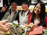 社員の誕生日には豪華ディナーにご招待！鉄板焼きや高級寿司のほかにもゴルフ招待もあります！
