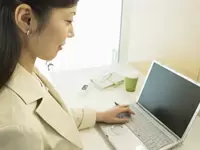 飲食部門が多店舗拡大戦略に基づき好調裏に展開している会社です。