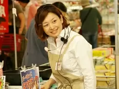 調理デモンストレーションで必要なスキルは、元気なトークと調理スキル、臨機応変な対応