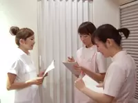 朝礼の様子。スタッフ同士の連携は欠かせません。
