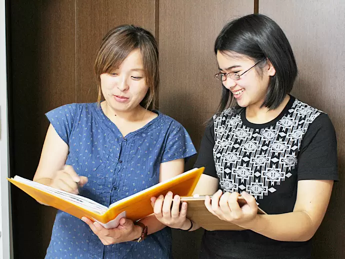 依頼があったら作戦会議！みんなの知識を集め、より面白い番組づくりに努めています。
