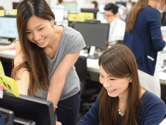 わからないことがあれば、先輩スタッフがすぐにサポート！安心してお仕事に取り組めます。