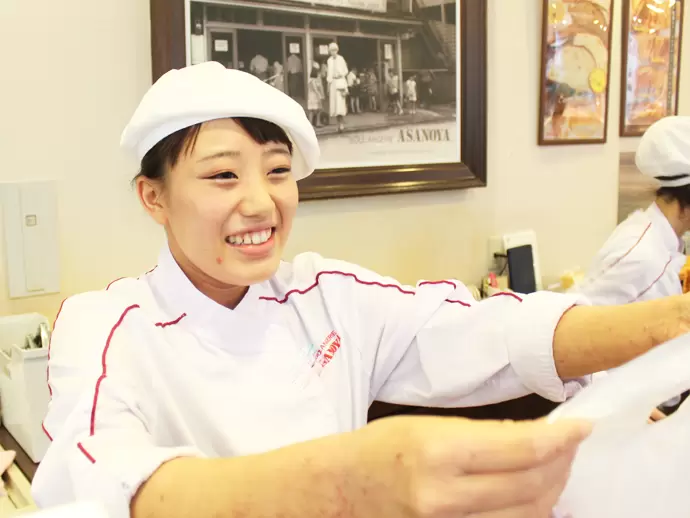 20代を中心に若手の女性スタッフがたくさん活躍しています♪