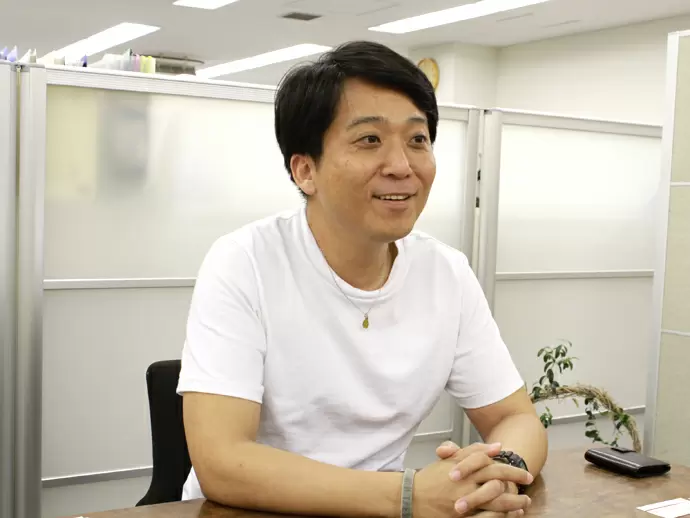 取締役社長/金井 「『正直商売』をモットーに、作り手の想いを届けるために本気で向き合っています。」