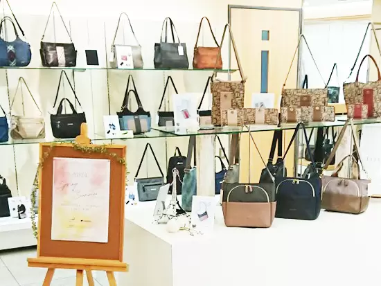 幅広い年齢層のお客様に愛される商品を作っています。