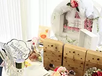 化粧品以外にも、ブライダルやレストラン、エステなど様々な事業を展開しているサンライズジャパン