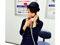 電話対応のコツも先輩からイチから教わります。好感度抜群の明るい対応が身につきます。