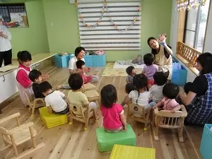 地域の皆様から愛される保育事業を行っております。