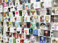 社内には、バラエティ豊かなキャラクター達。一緒に大ヒットキャラを育てて行きましょう！