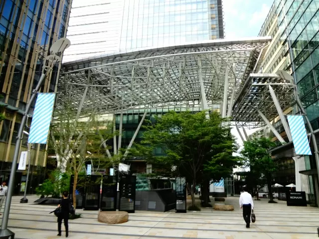 オフィスコンシェルジュ(総務・庶務)は、東京ミッドタウンでの勤務！仕事後のお買い物も楽しめちゃいます♪