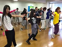 「芸能界デビュー」という夢をみんなで一丸となって追いかけます。