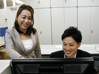 フラットな社風で先輩にいつでも相談しやすい環境が整っています。