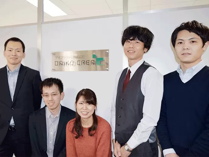 メリハリが大切です！息抜きの雑談時の賑やかさと仕事中の静かさのギャップに驚くかも！？