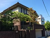 オフィスは大田区の閑静な高級住宅街にあります。