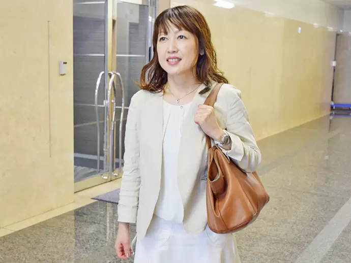 とにかく多くの人とお会いする仕事。外出も多いので、アクティブな女性が多く活躍しています！