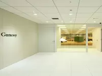 『情報を世界中の人に最適に届ける』をミッションとし、適切な人に、適切な情報を届けることを目指します。