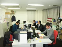 オフィスは駅から徒歩5分以内。通勤もラクラクです。