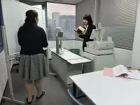 トレーナーの接客研修風景です！当社自慢のコンテンツです！