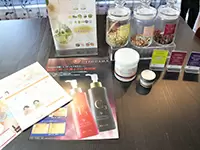 販促スタッフの制作物は多岐にわたります。「自分が欲しくなっちゃう！」という観点で制作してください♪