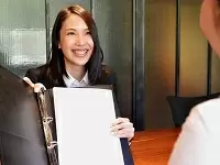 30代が中心となって活躍する当社はフラットな社風も自慢です。