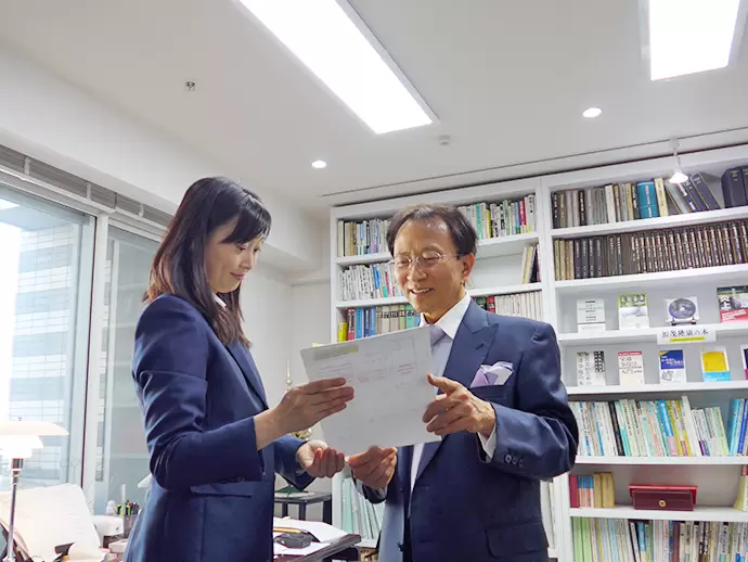 先輩秘書がイチから丁寧に教えますので、未経験の方もご安心ください。
