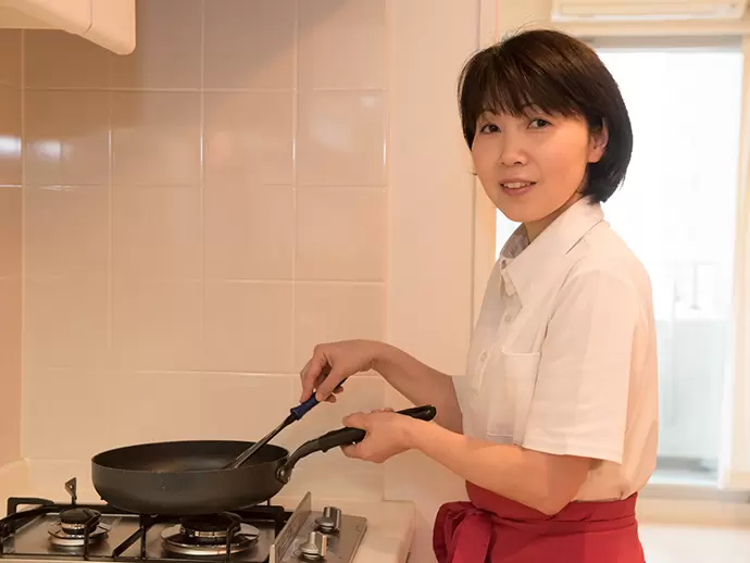 お掃除やお料理などの家事代行サービスを提供しています。