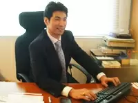 株式会社イントゥ