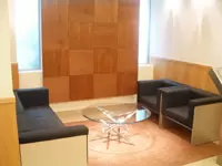 エントランスロビー。綺麗で働きやすいオフィスです！