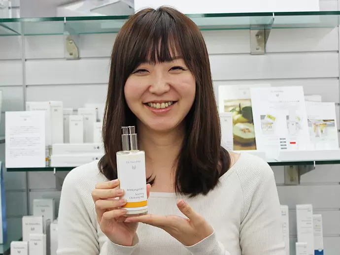 95年もの間、日本の化粧業界を牽引してきた老舗企業です。