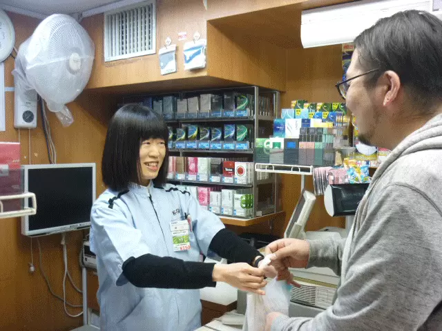 「ありがとうございました！」明るく、丁寧な接客が一番大切です。