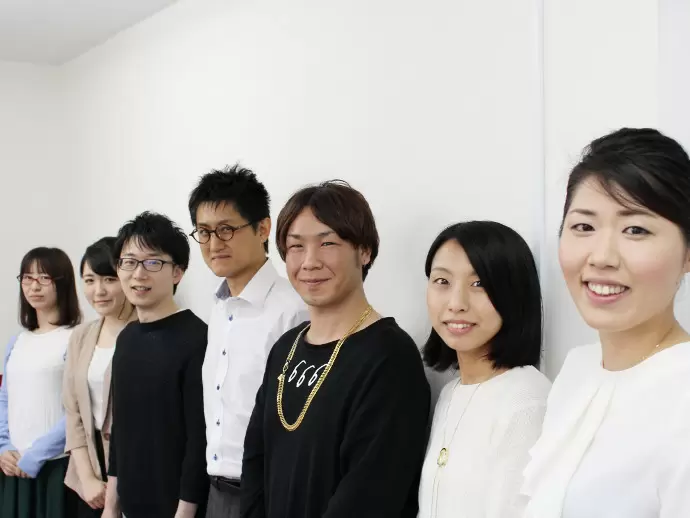 若いスタッフが中心に活躍中！女性向け商品を扱っているだけに女性が多い職場です。働きやすさにも◎