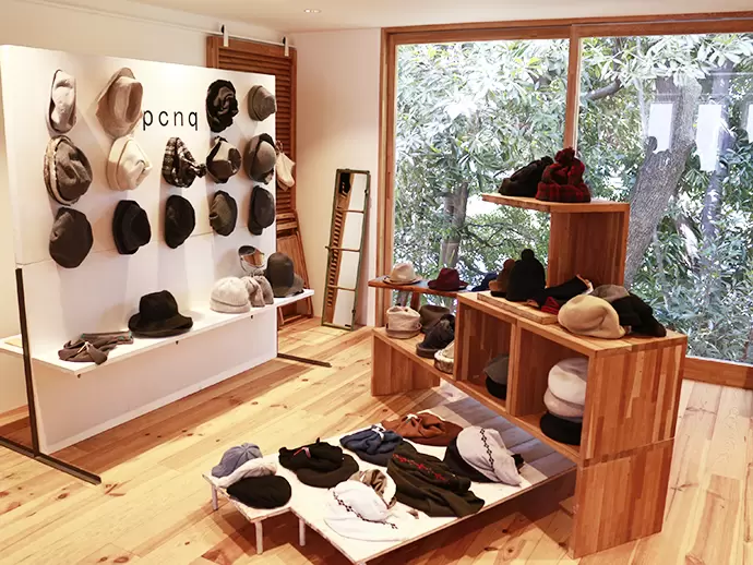 ショップ兼アトリエの店舗2Fでは、展示会も開催しています♪