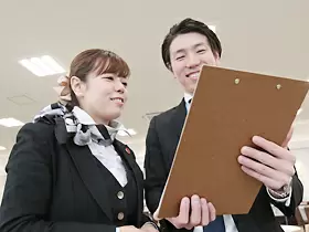 分からないことは丁寧に指導しています。未経験からでも安心して働ける環境です。