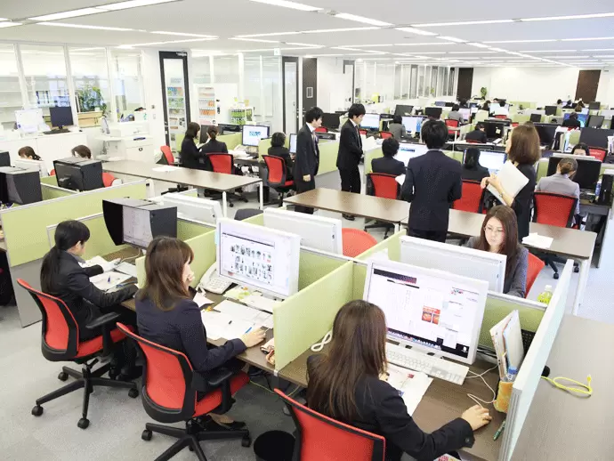 福岡本社のオフィス。東京オフィスも、このように大きく拡大していく予定です。